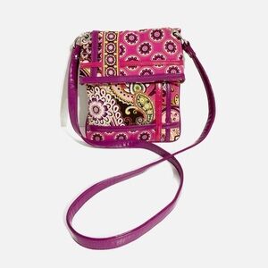 Vera Bradley Quilted Flipster Berry Paisley Crossbody Bag Faux Leather Accents